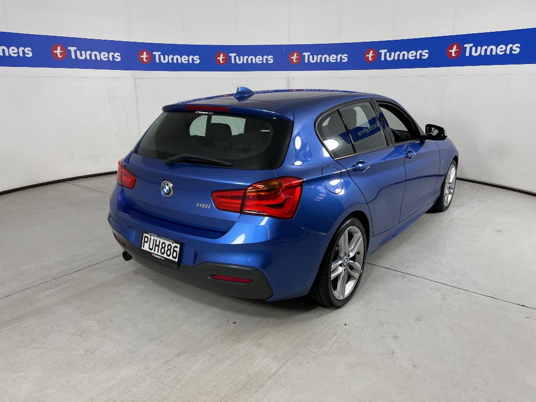 Photo '7' of BMW 118I Photo '7' of BMW 118I