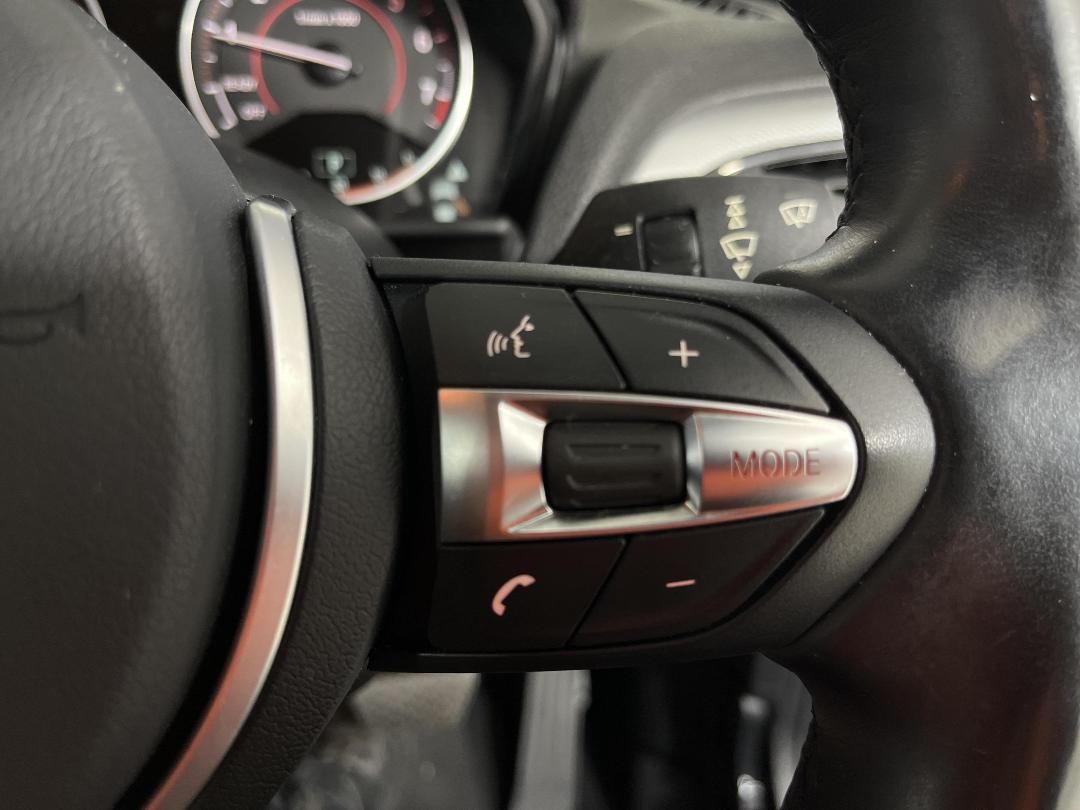 Photo '27' of BMW 118I Photo '27' of BMW 118I