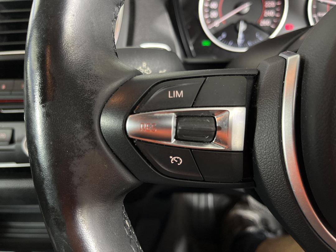 Photo '28' of BMW 118I Photo '28' of BMW 118I