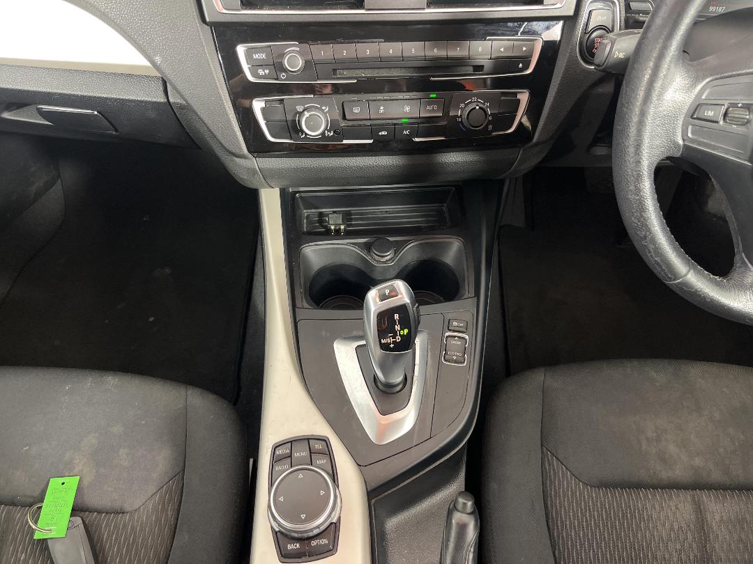 Photo '18' of BMW 118I