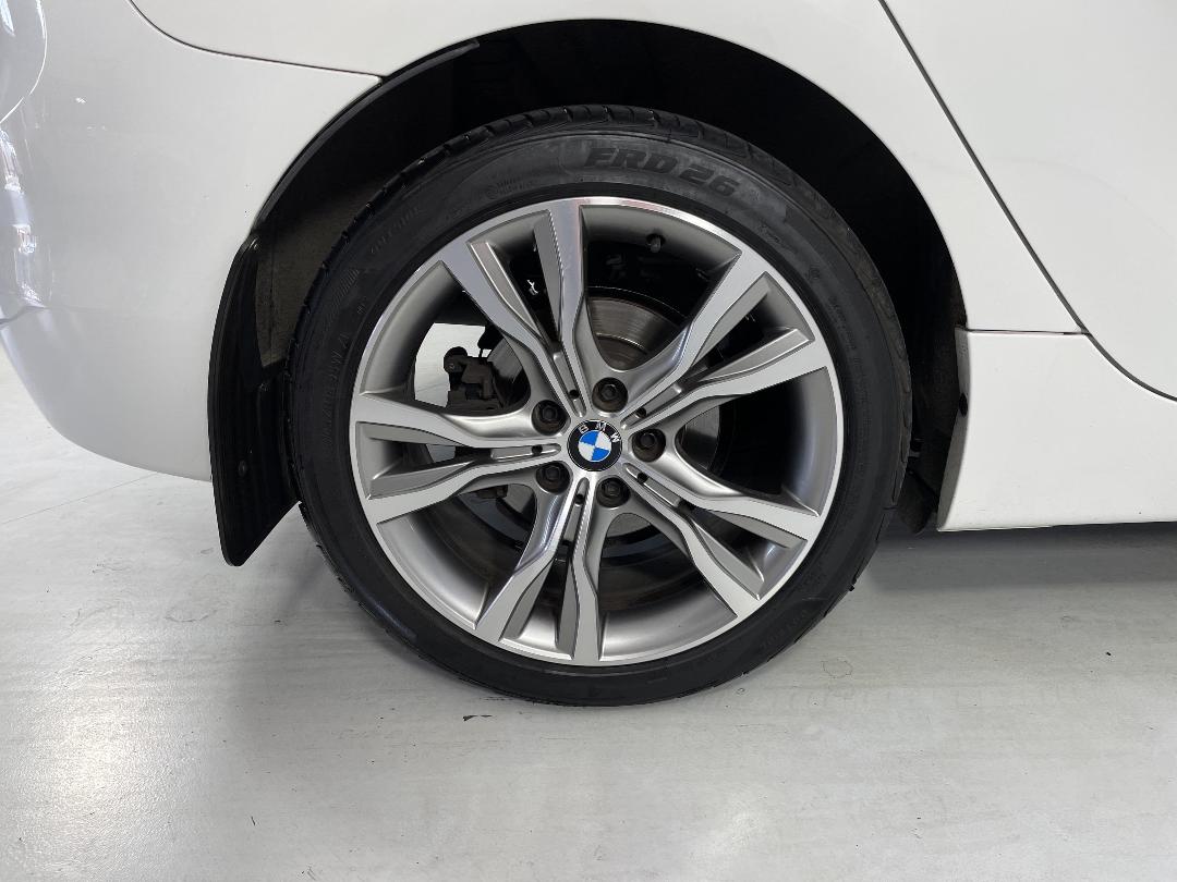 Photo '12' of BMW 2 Series