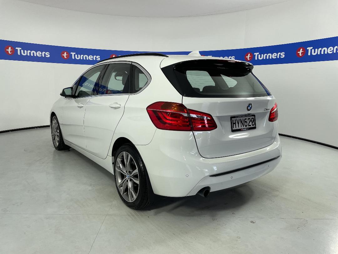 Photo '5' of BMW 2 Series