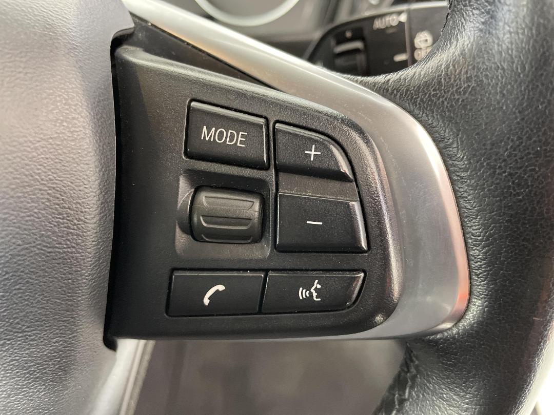 Photo '24' of BMW 2 Series