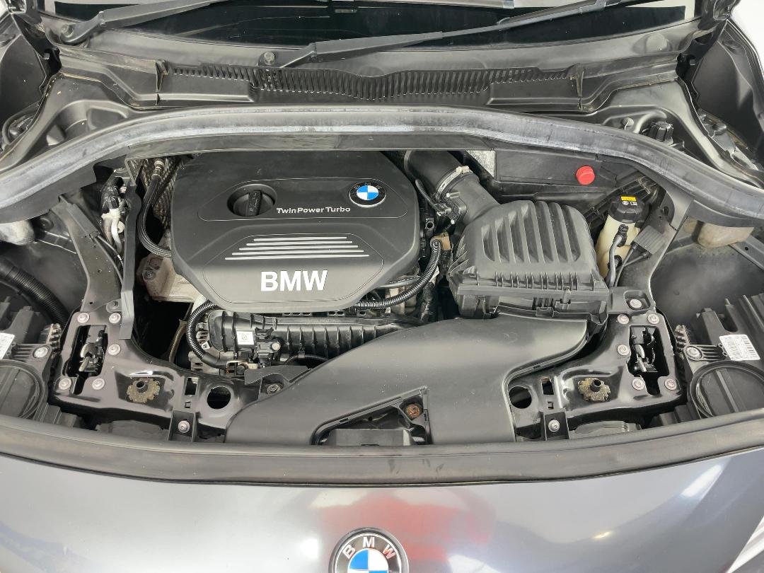 Photo '13' of BMW 2 Series