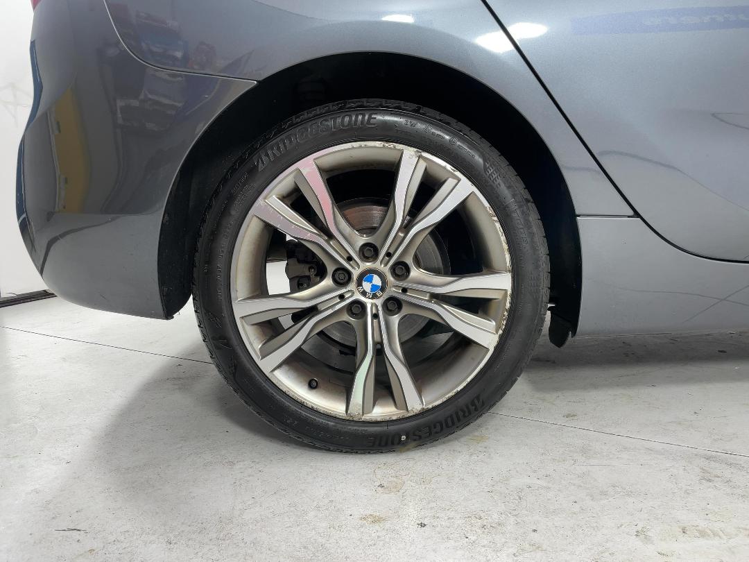 Photo '12' of BMW 2 Series