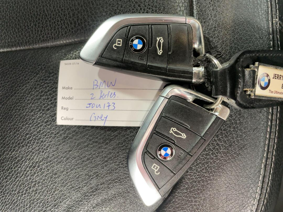 Photo '22' of BMW 2 Series