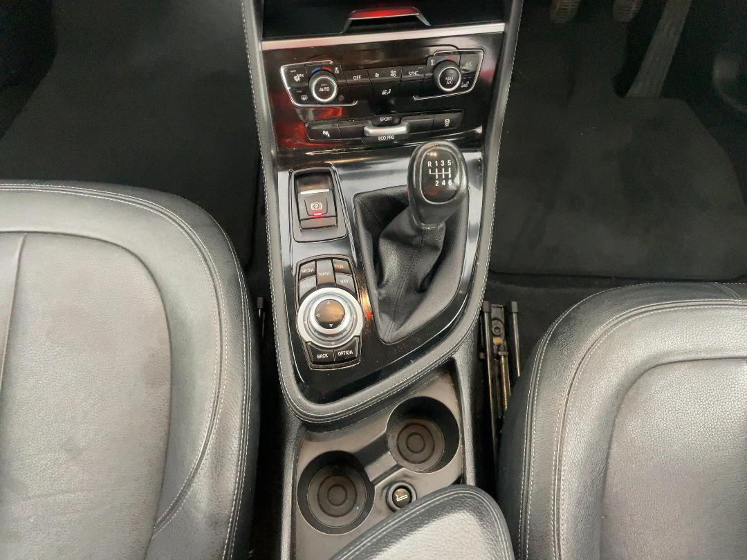 Photo '18' of BMW 2 Series