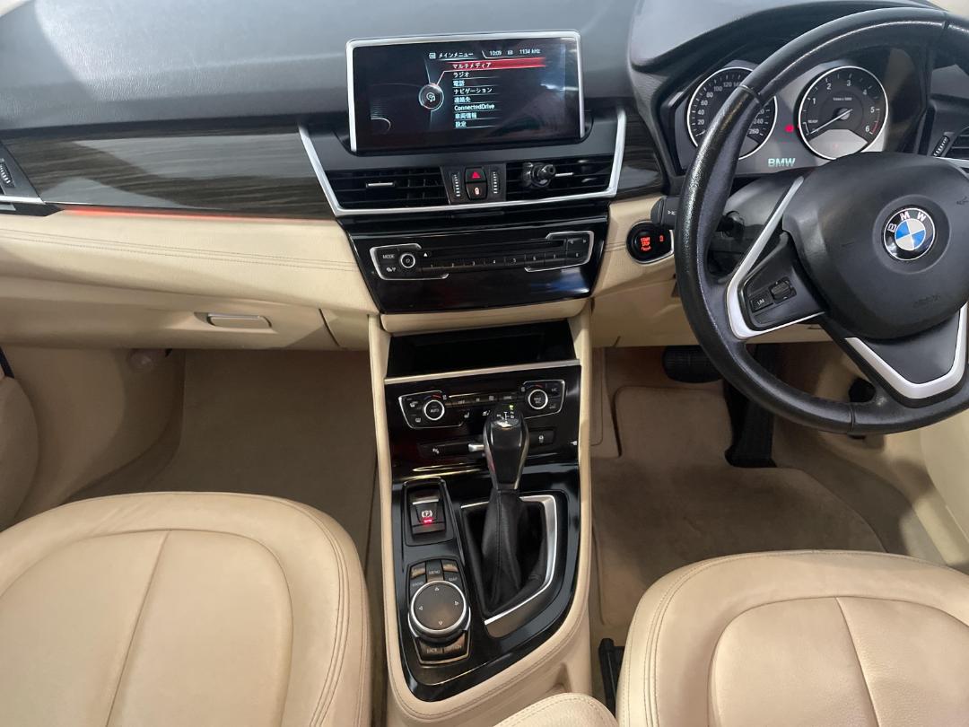 Photo '18' of BMW 218D