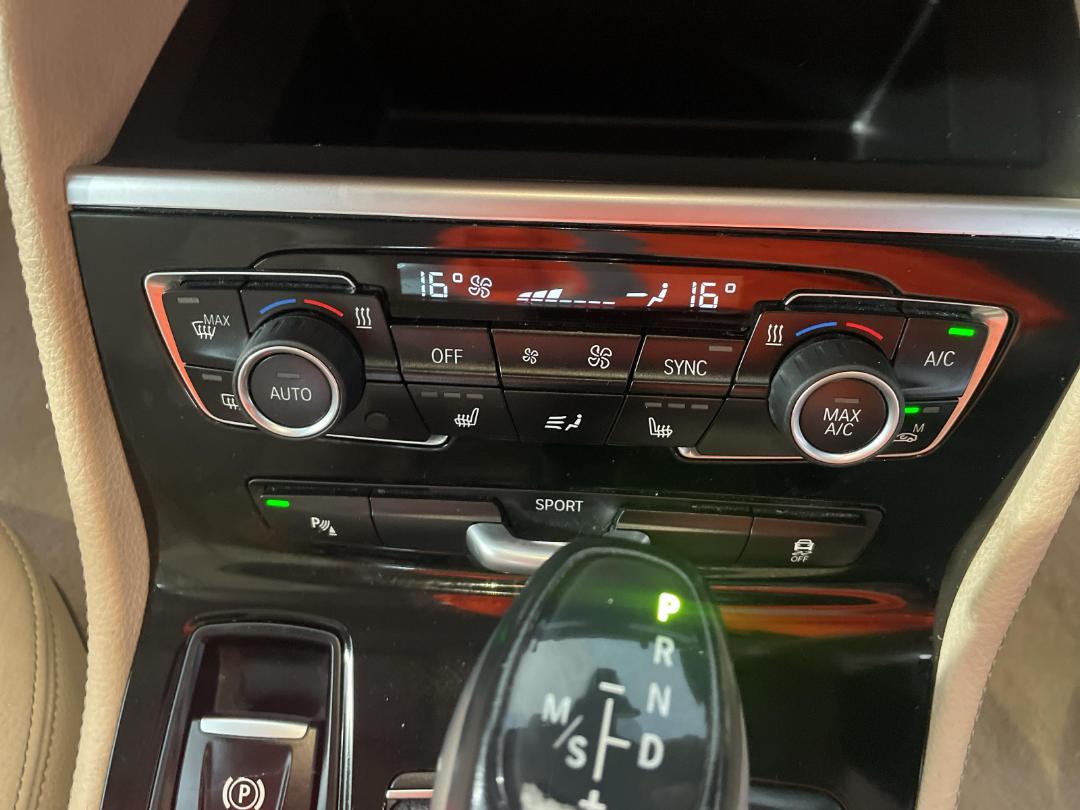 Photo '32' of BMW 218D