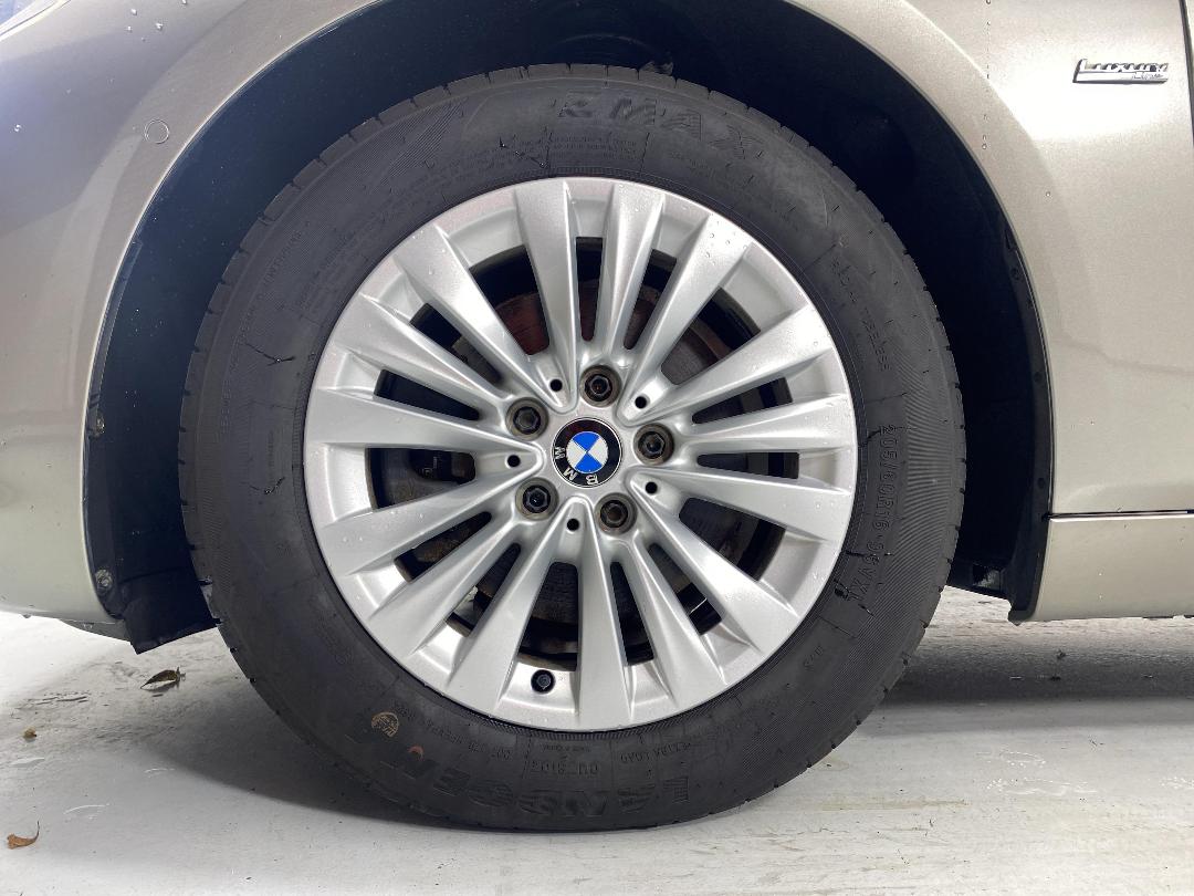 Photo '10' of BMW 218D