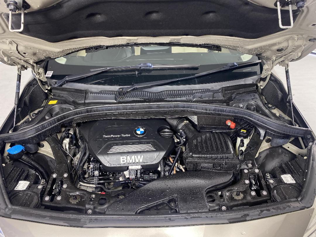 Photo '13' of BMW 218D