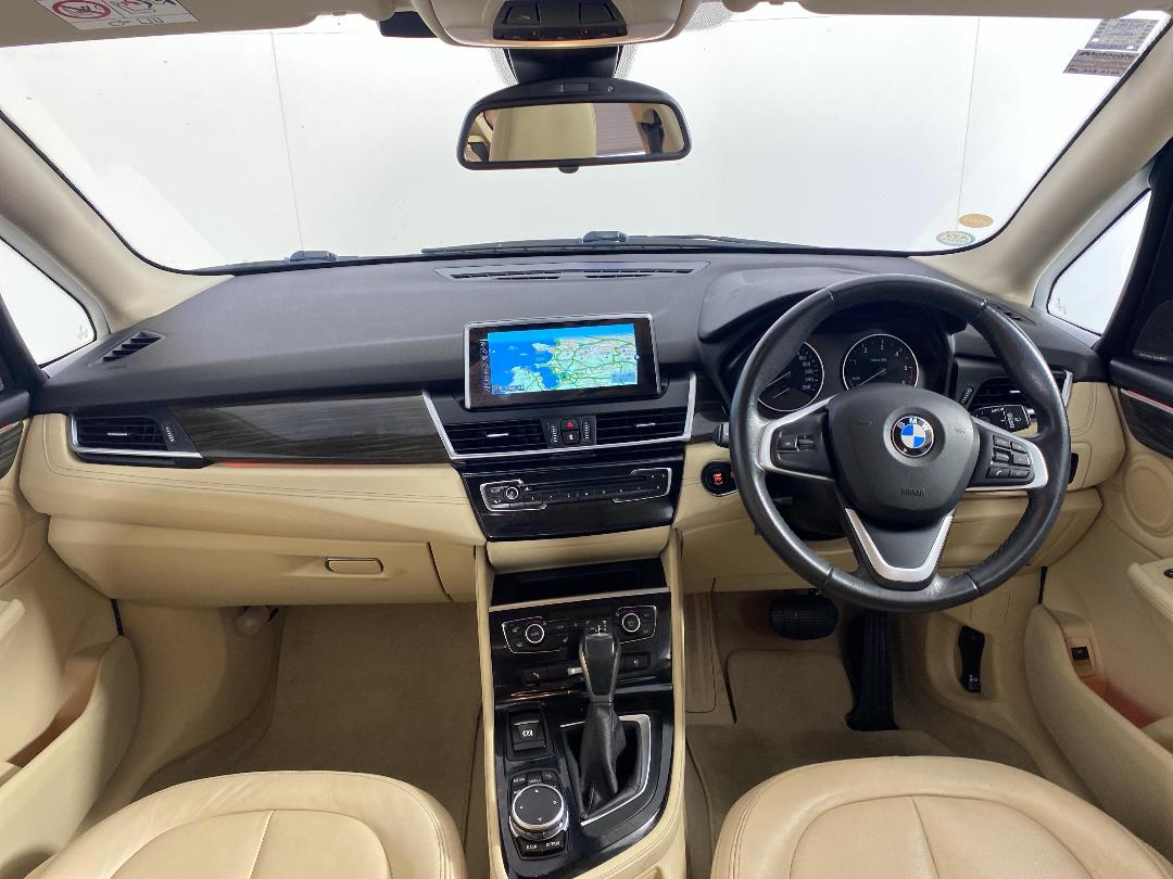 Photo '17' of BMW 218D