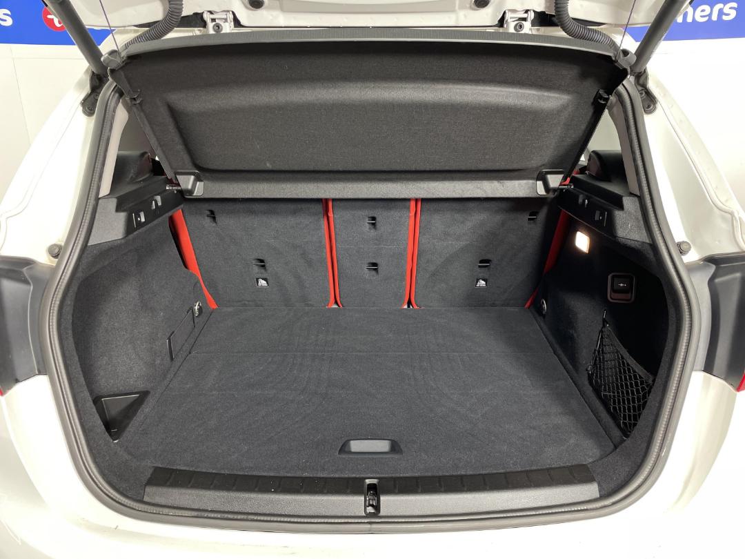 Photo '14' of BMW 218D