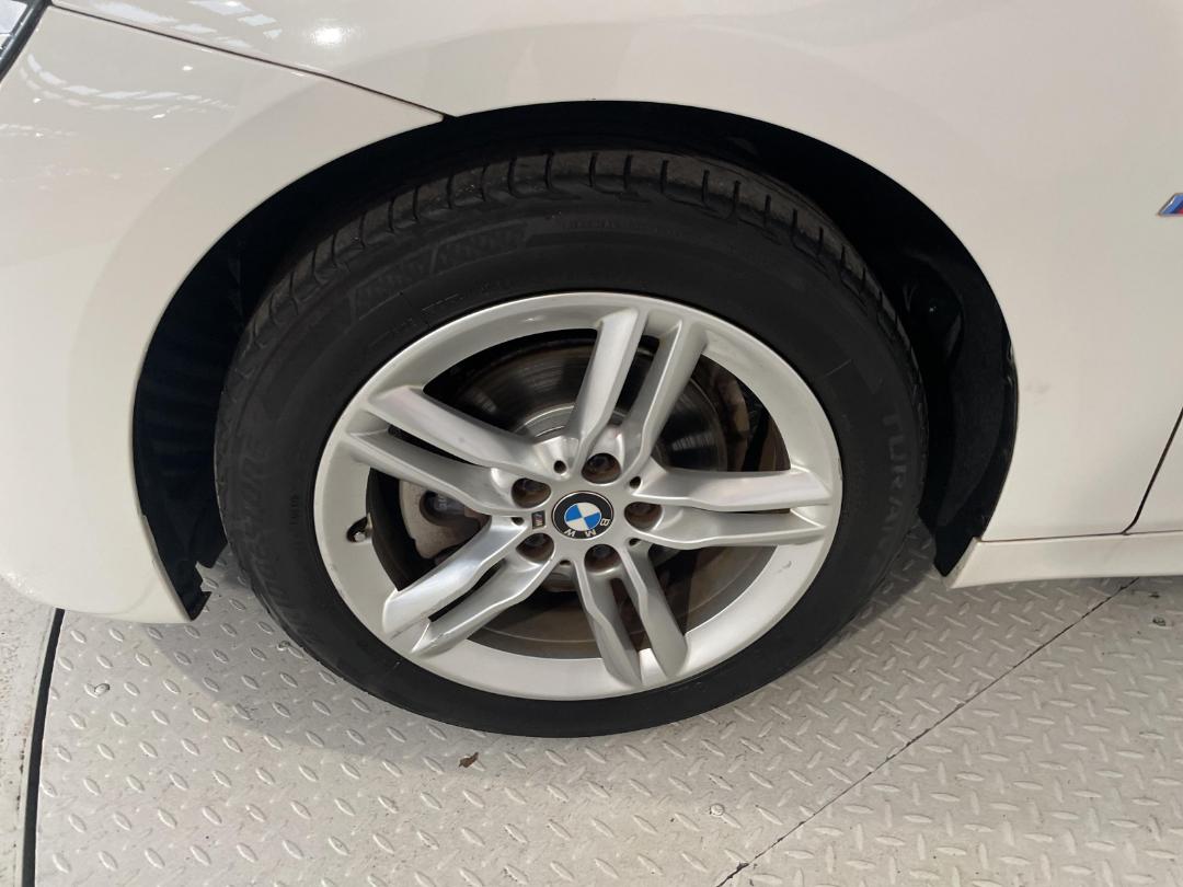 Photo '10' of BMW 218D Photo '10' of BMW 218D