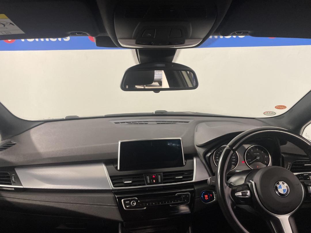 Photo '17' of BMW 218D Photo '17' of BMW 218D