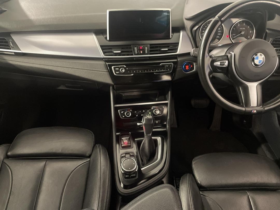 Photo '18' of BMW 218D Photo '18' of BMW 218D