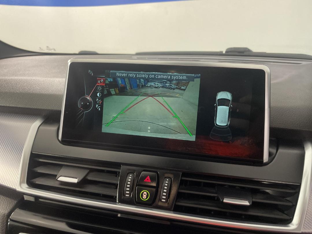 Photo '30' of BMW 218D Photo '30' of BMW 218D