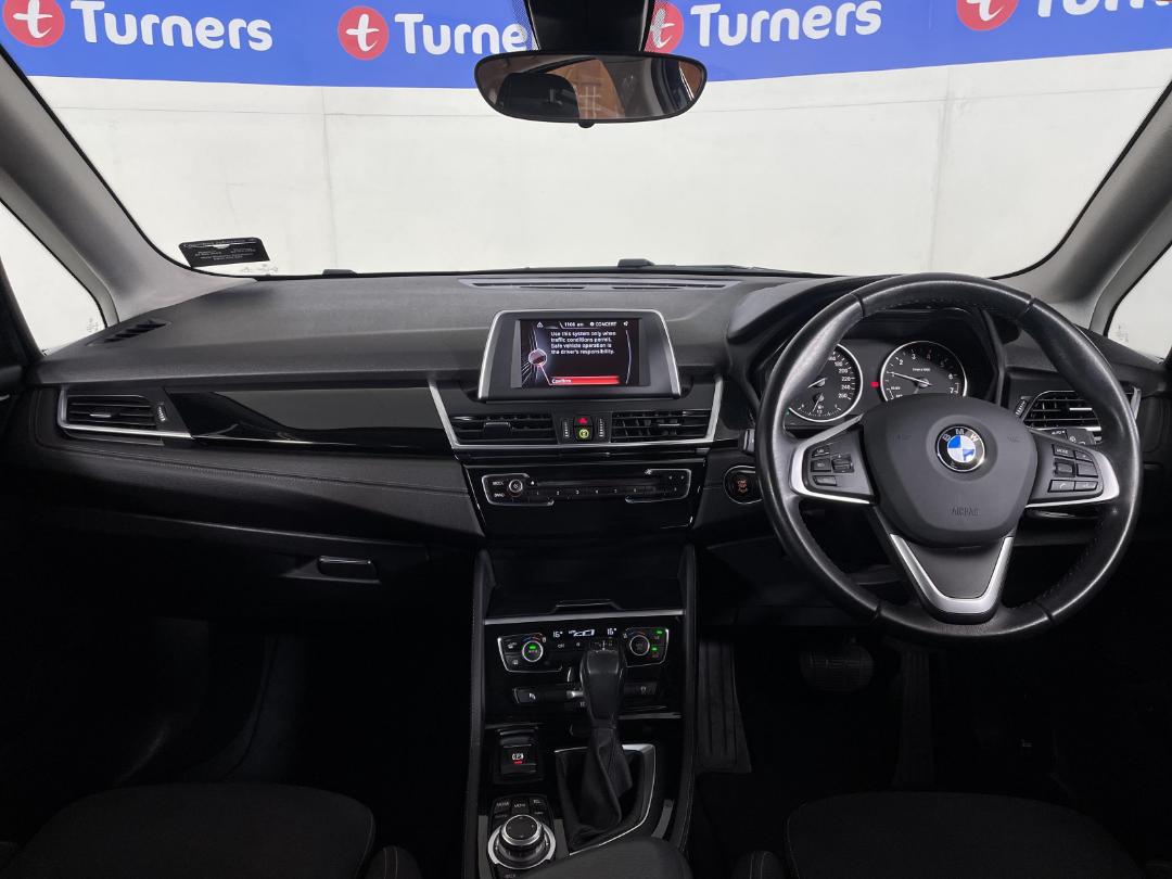 Photo '17' of BMW 218I Photo '17' of BMW 218I