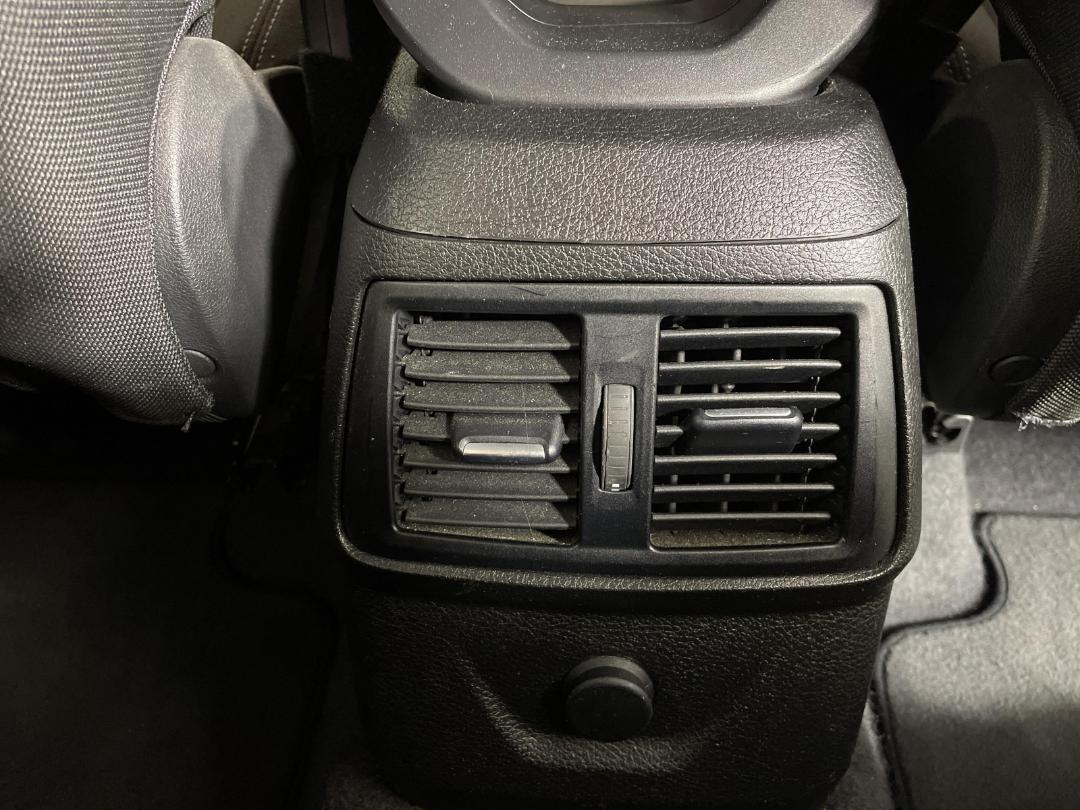 Photo '24' of BMW 218I Photo '24' of BMW 218I