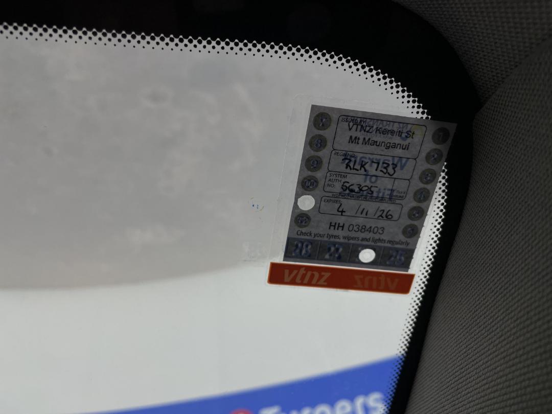 Photo '29' of BMW 218I Photo '29' of BMW 218I