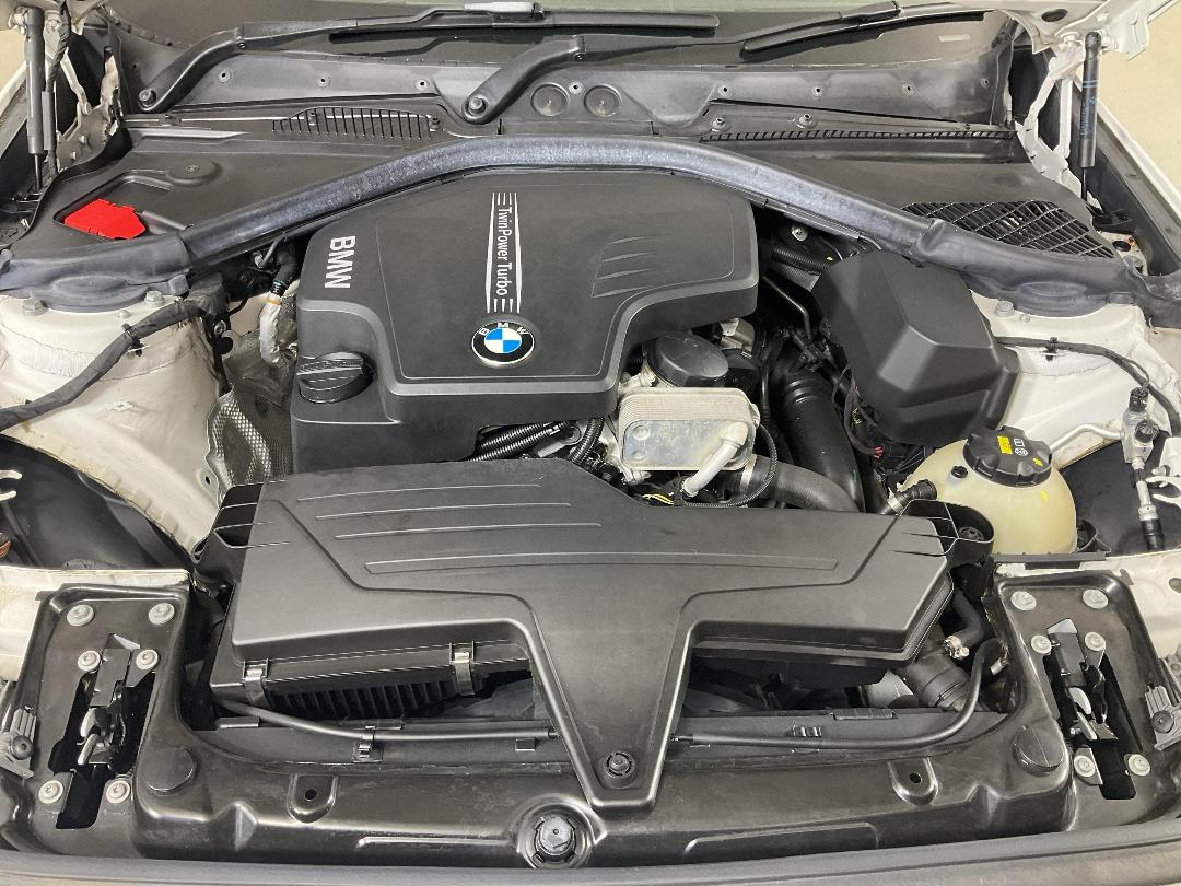 Photo '13' of BMW 220I