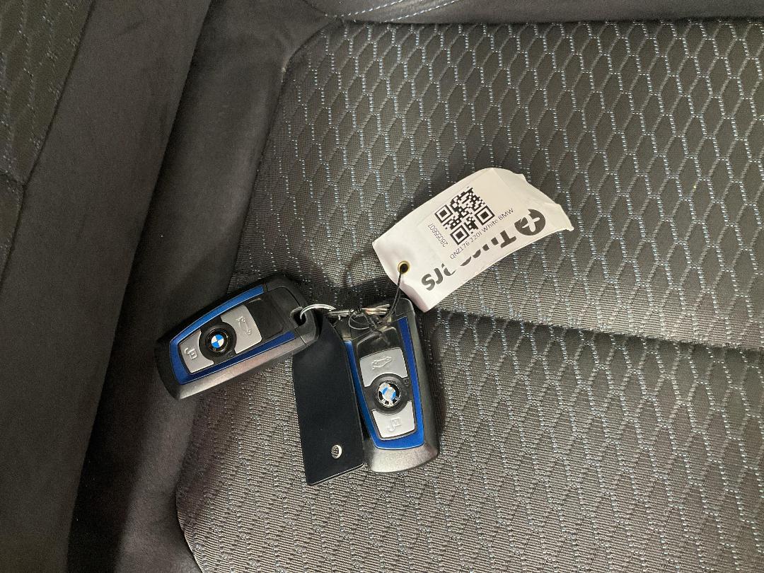 Photo '21' of BMW 220I