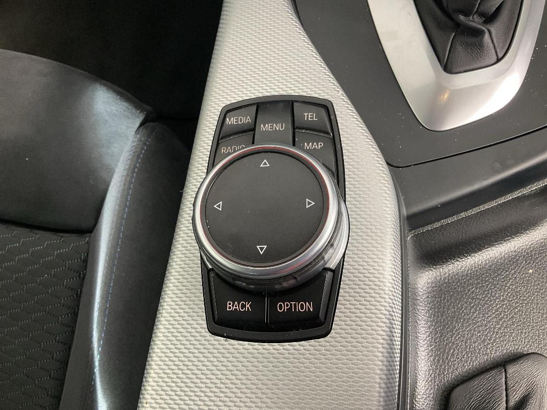 Photo '30' of BMW 220I