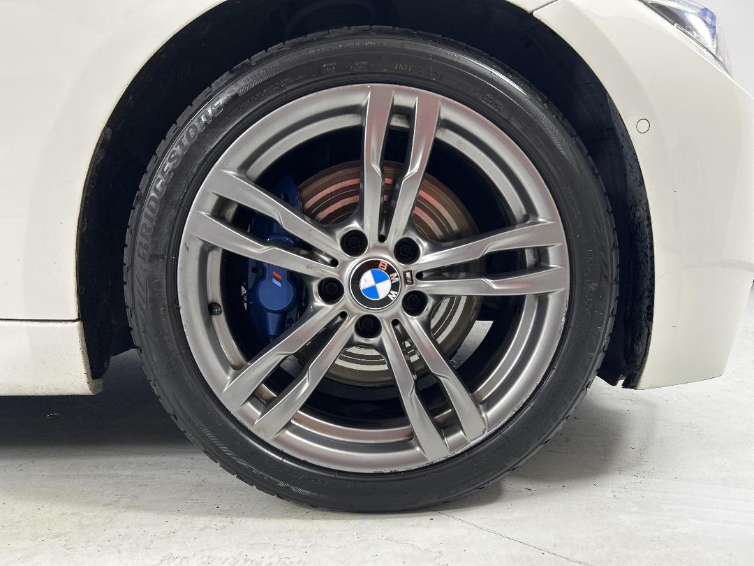 Photo '9' of BMW 3 Series