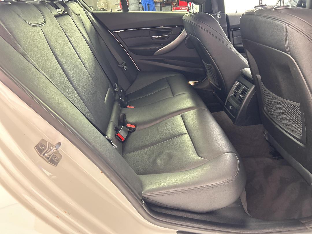 Photo '20' of BMW 3 Series