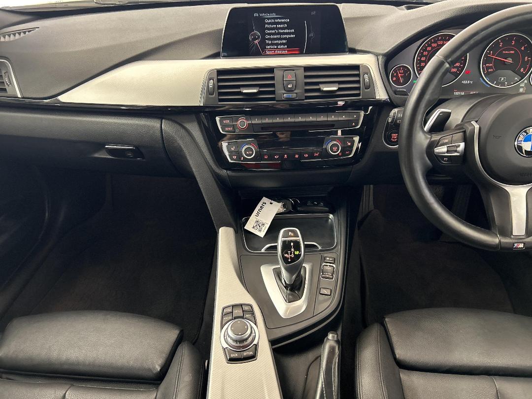 Photo '18' of BMW 3 Series