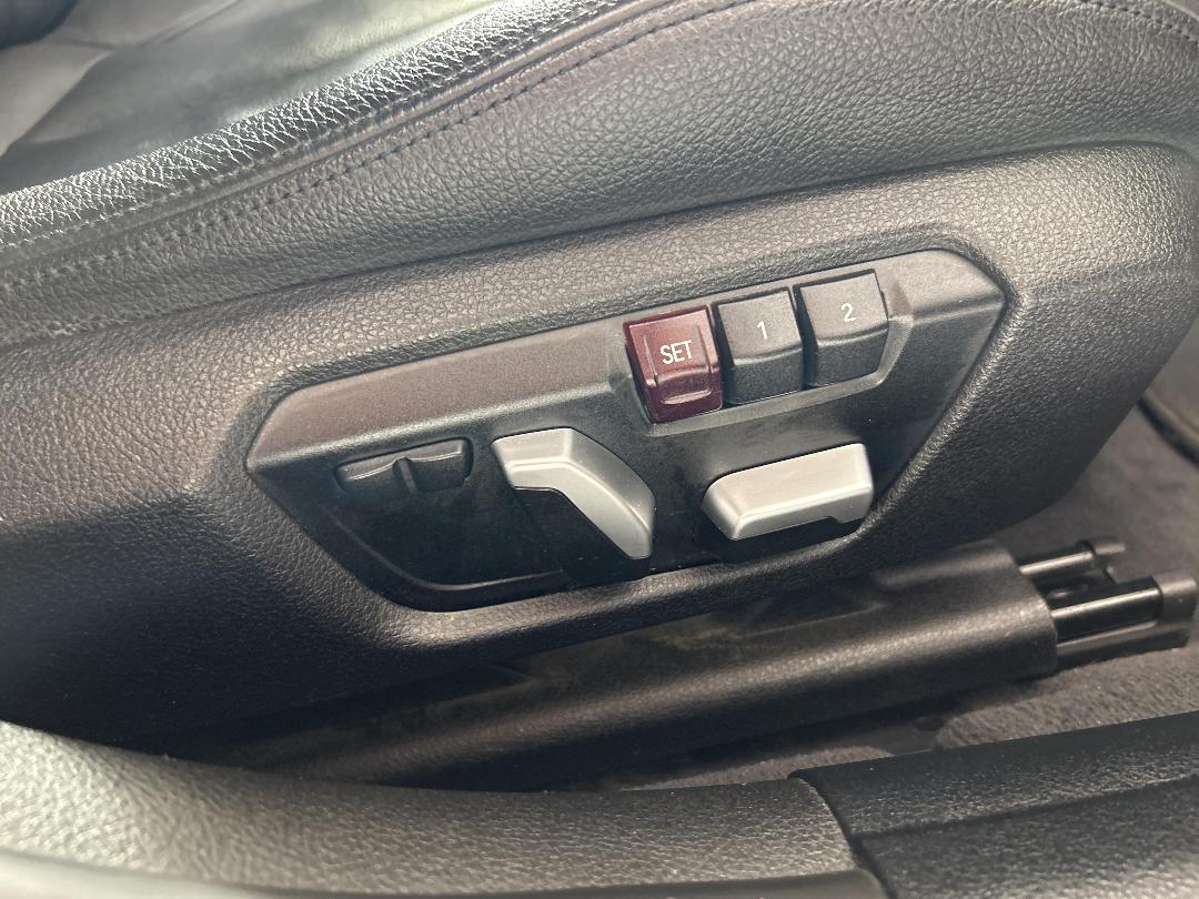 Photo '24' of BMW 3 Series