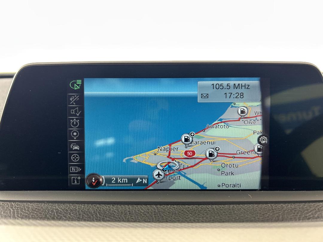 Photo '33' of BMW 3 Series