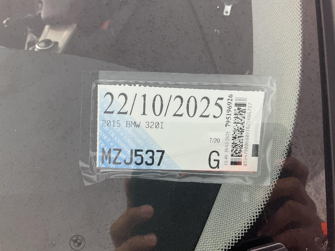 Photo '24' of BMW 320I Photo '24' of BMW 320I