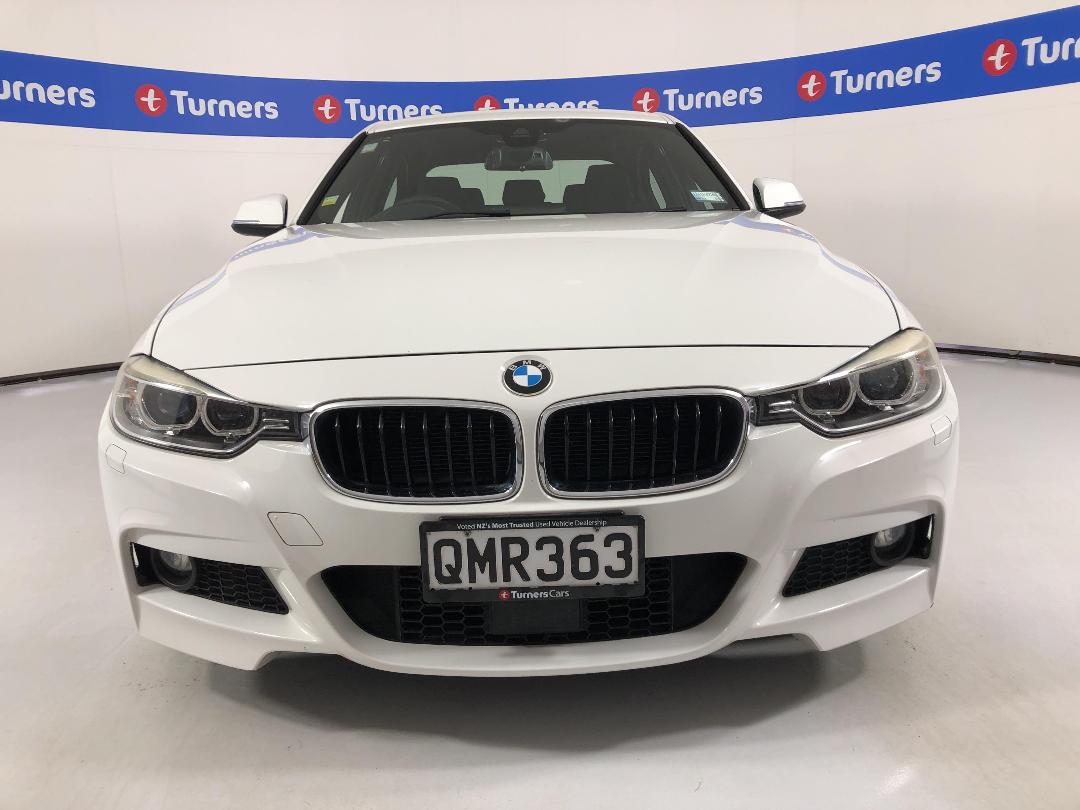 Photo '2' of BMW 320I Photo '2' of BMW 320I