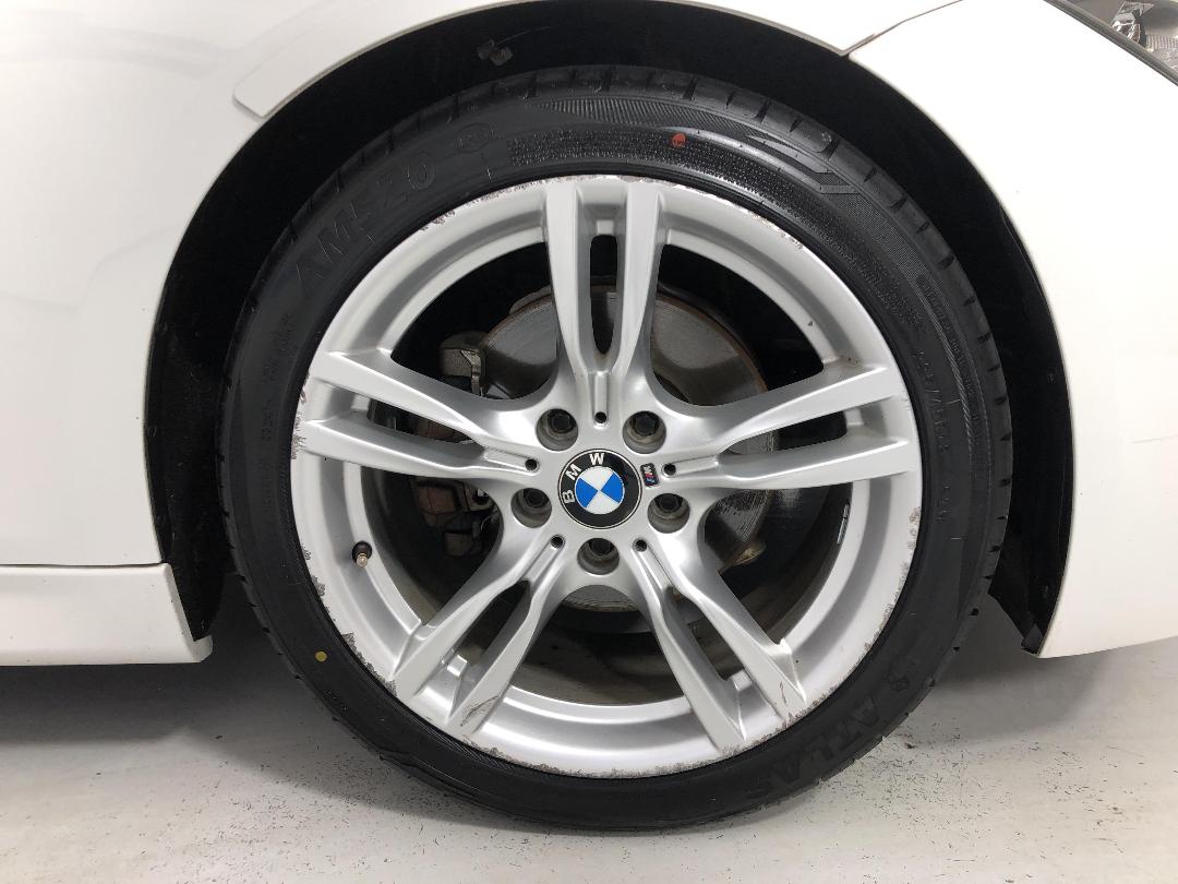 Photo '9' of BMW 320I Photo '9' of BMW 320I