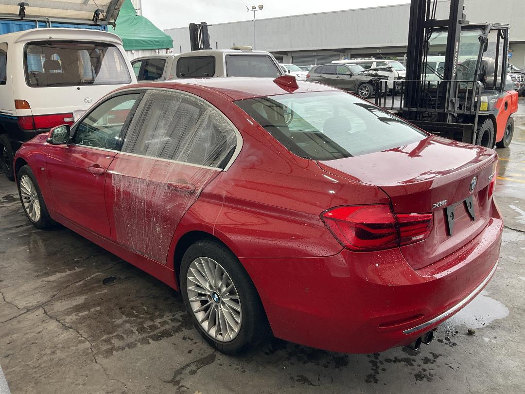 Photo '7' of BMW 320I X Drive Photo '7' of BMW 320I X Drive