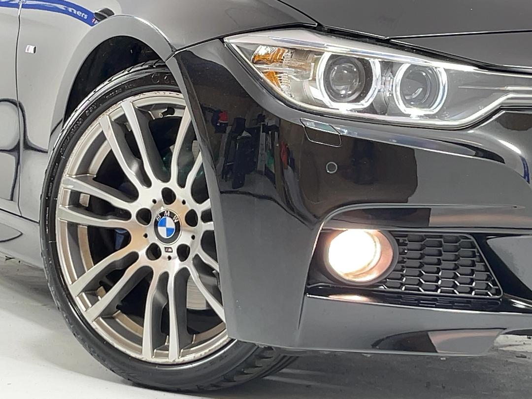 Photo '23' of BMW 320I