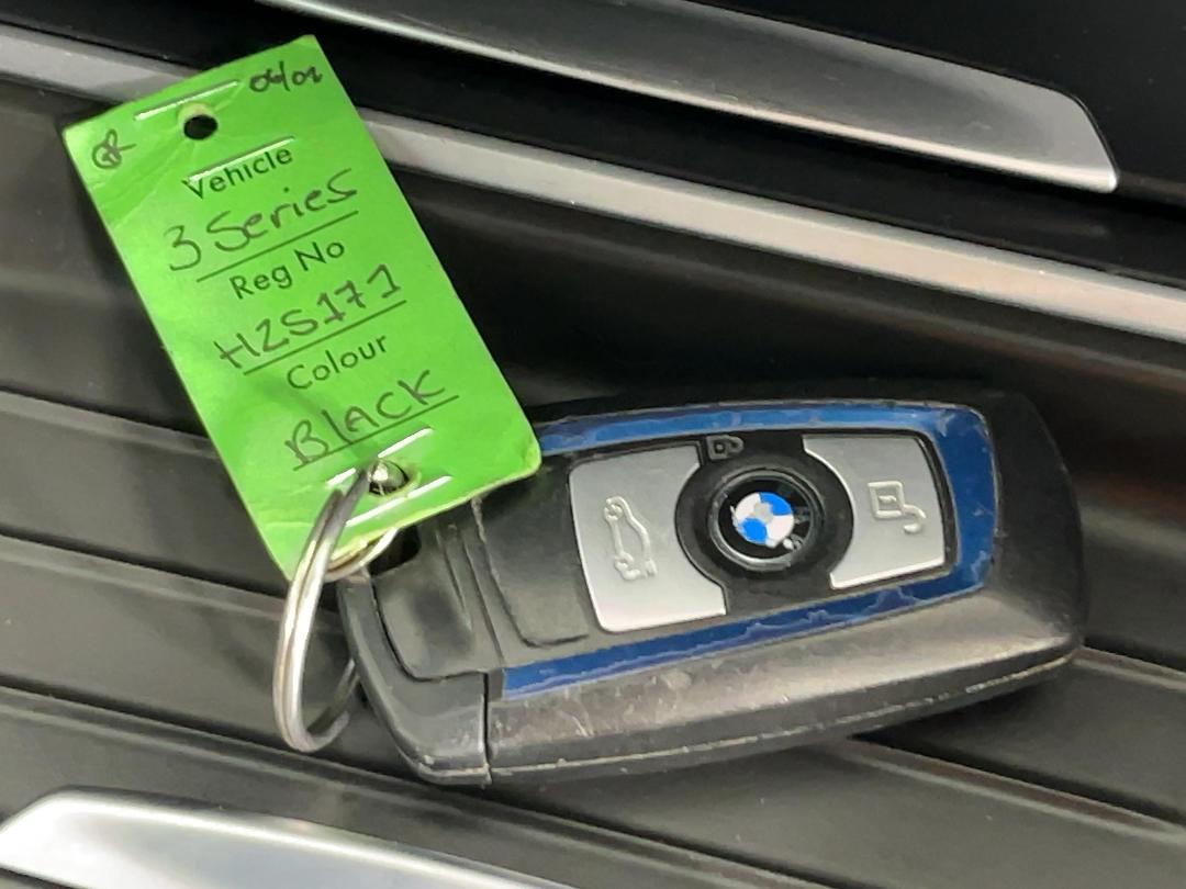 Photo '22' of BMW 320I