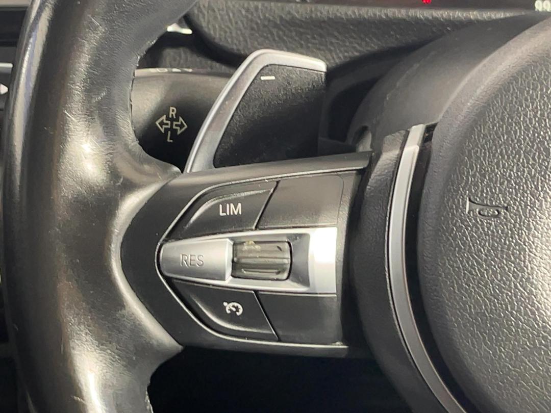 Photo '26' of BMW 320I