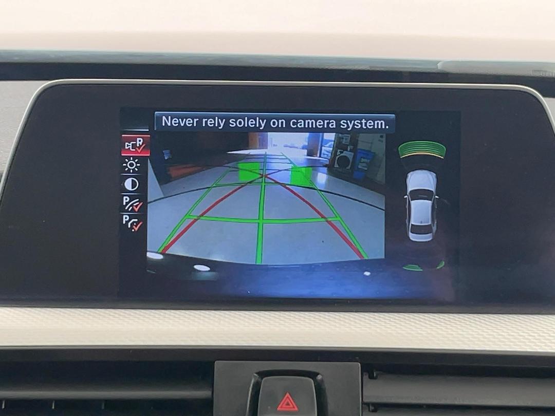 Photo '29' of BMW 320I