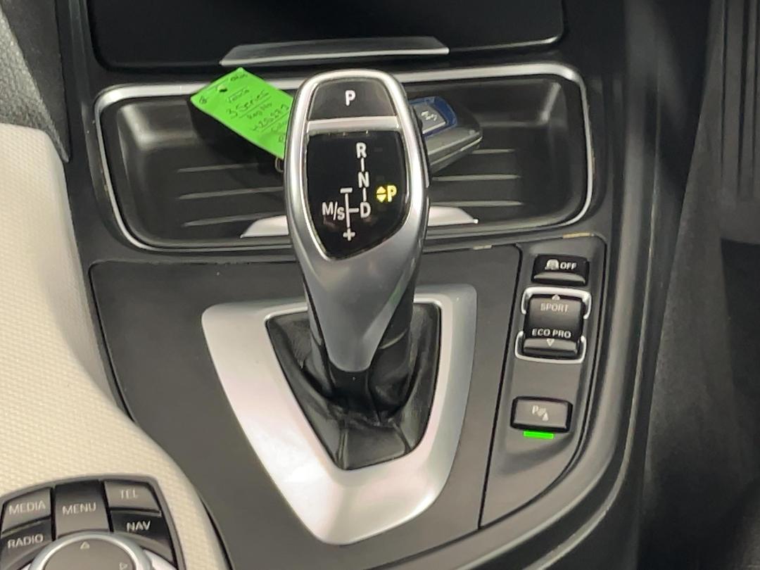 Photo '31' of BMW 320I