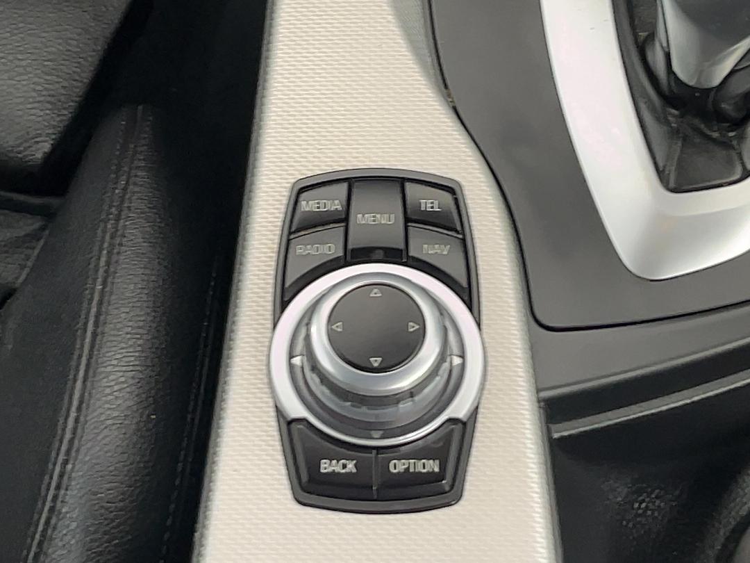 Photo '32' of BMW 320I