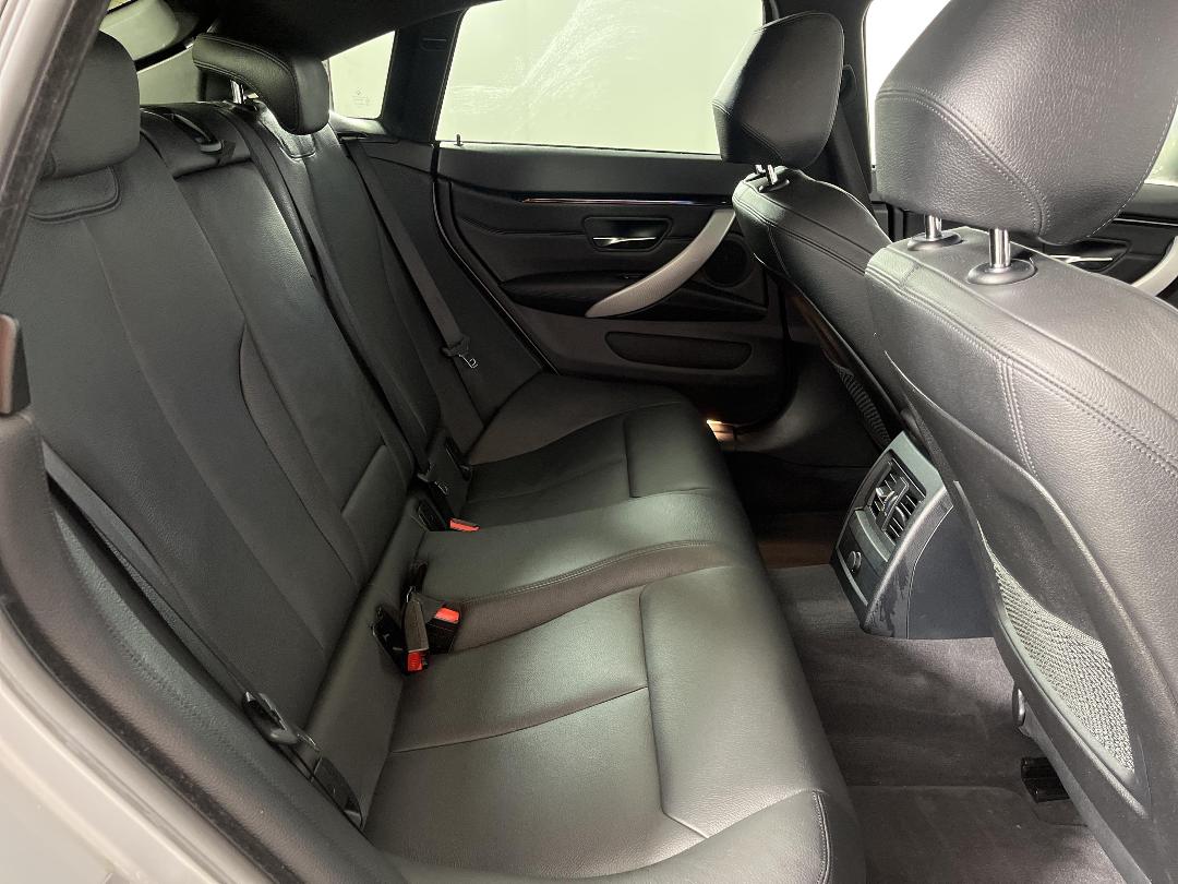 Photo '20' of BMW 4 Series Photo '20' of BMW 4 Series