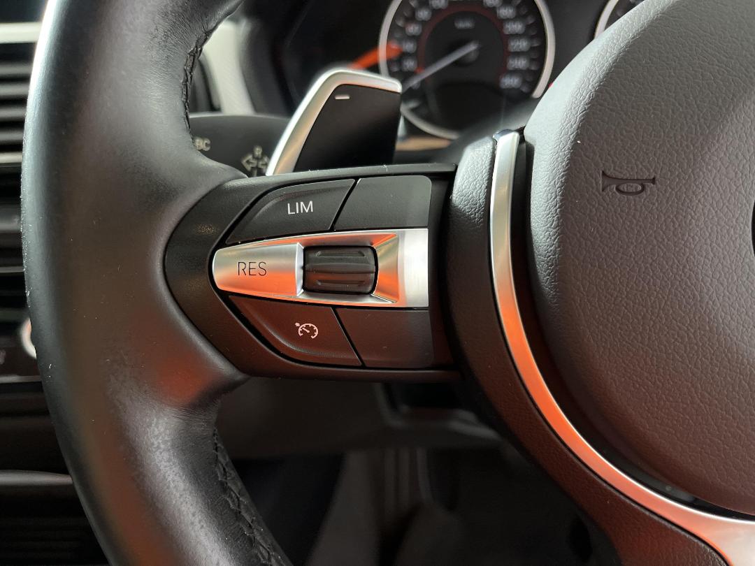 Photo '25' of BMW 4 Series Photo '25' of BMW 4 Series