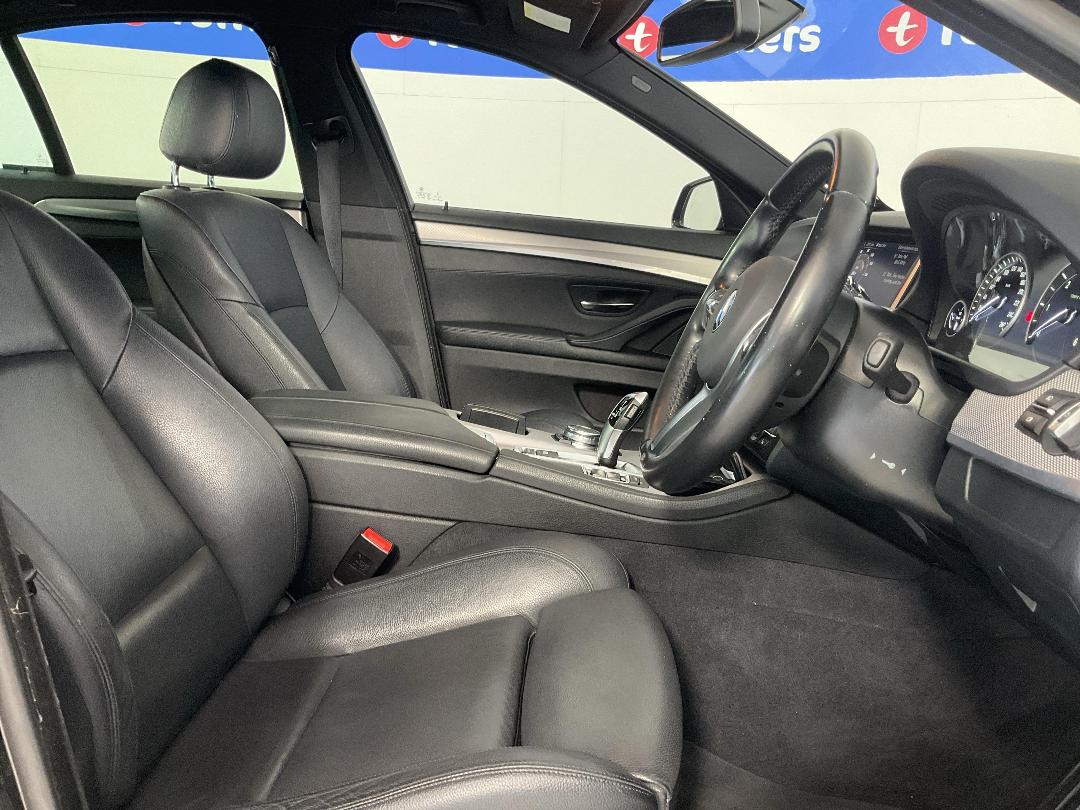 Photo '16' of BMW 5 Series