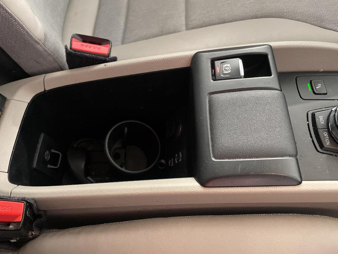 Photo '32' of BMW I3