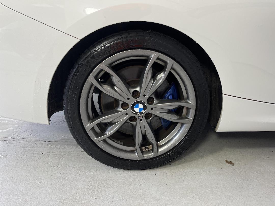 Photo '12' of BMW M235I