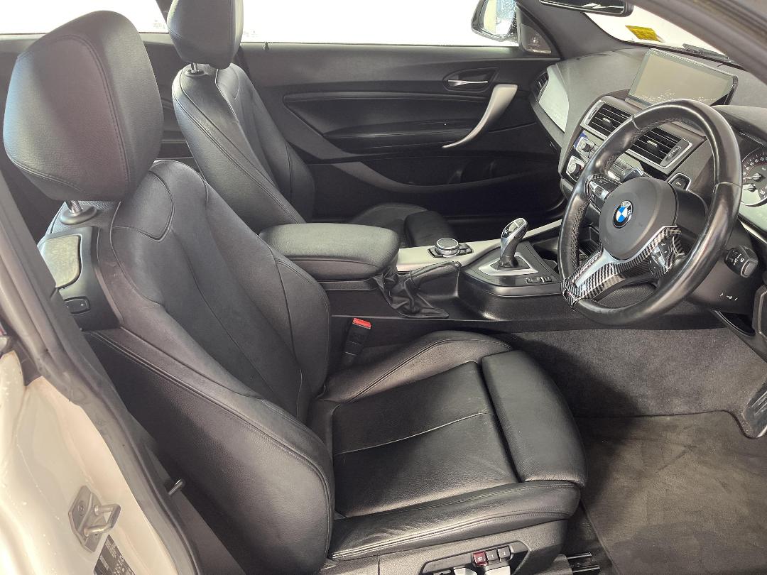 Photo '15' of BMW M235I