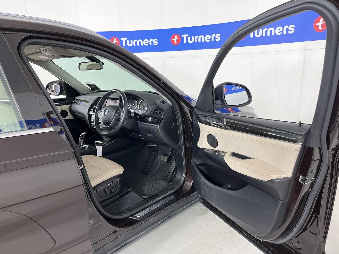 Photo '15' of BMW X3 Photo '15' of BMW X3