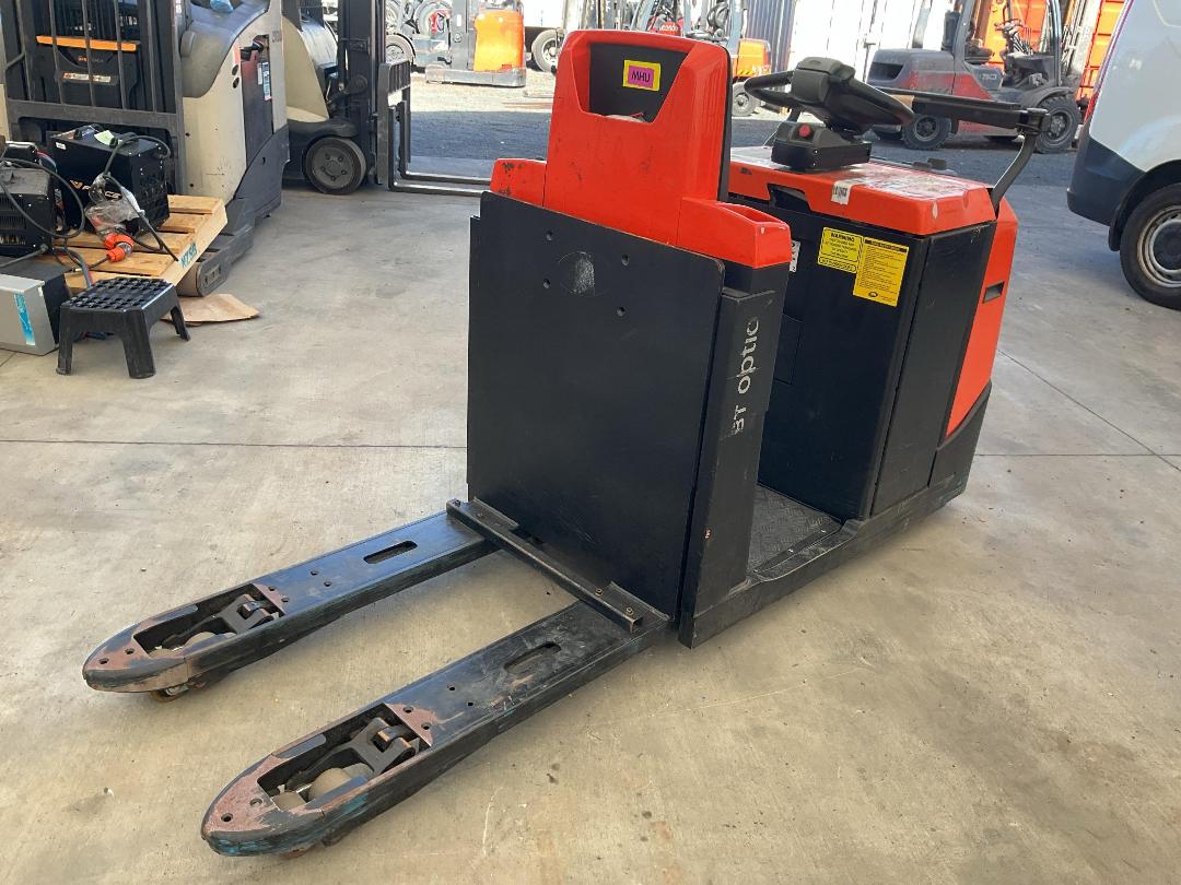 Photo '6' of BT OSE250 Forklift Photo '6' of BT OSE250 Forklift